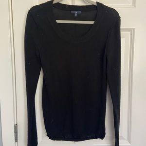 GAP sweater